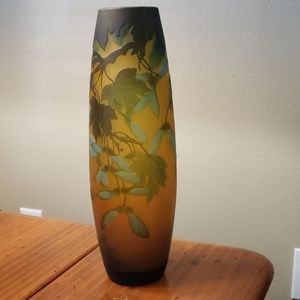 Gallery vase